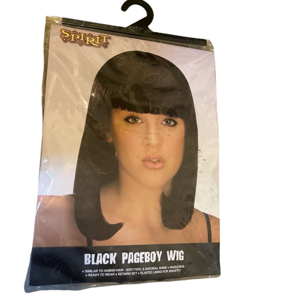 Spirit Halloween Black Pageboy Wig